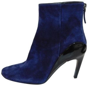 NEW Roger Vivier Paris Suede Ankle Boot